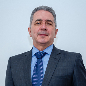 Lic. Orlando Álvarez Llamoza PhD